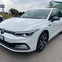 Volkswagen Golf 2.0 150 CV DSG SCR Style