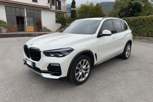 BMW X5 40d Garanzia BMW fino al 12/2027