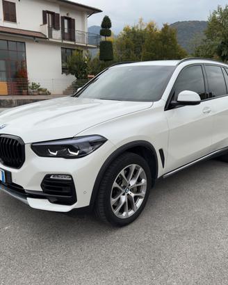 BMW X5 40d Garanzia BMW fino al 12/2027