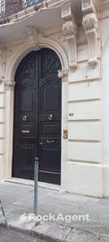 SPLENDIDO PALAZZOTTO NEL CUORE DI BRINDISI