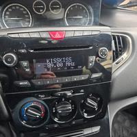 stereo lancia y 