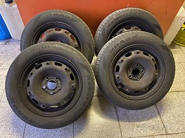 Pneumatici e cerchi Volkswagen Polo