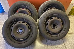 Pneumatici e cerchi Volkswagen Polo