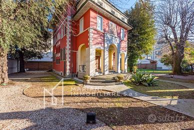 VILLA STORICA RIMESSA A NUOVO