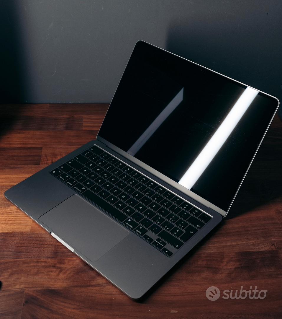 Macbook Air M2 - 512GB - 8GB RAM - Space Grey - Informatica