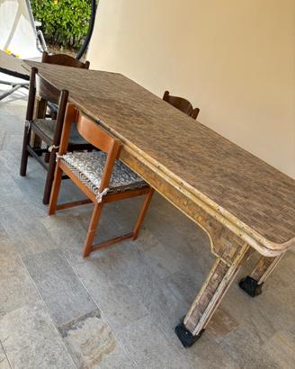 TAVOLO IN VIMINI DA ESTERNO + 4 SEDIE LEGNO € 49