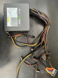 Alimentatore Corsair CX600