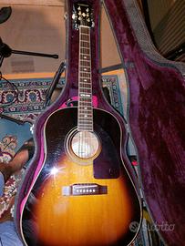 Chitarra acustica Epiphone AJ 18S amplificata