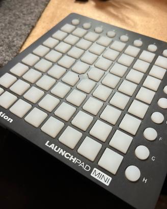 Novation LAUNCHPAD MINI MK2