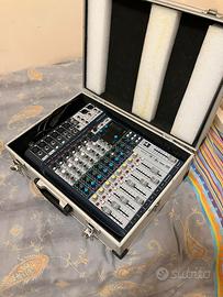 Soundcraft signature 10 con Flycase