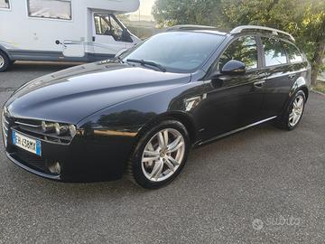 Alfa Romeo 159 -  2.0 JTDm Super