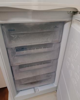 frigorifero Indesit 