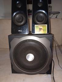 subwoofer trust tytan