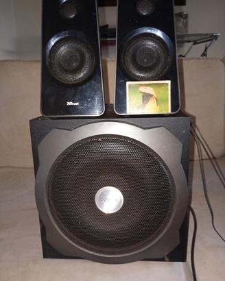 subwoofer trust tytan