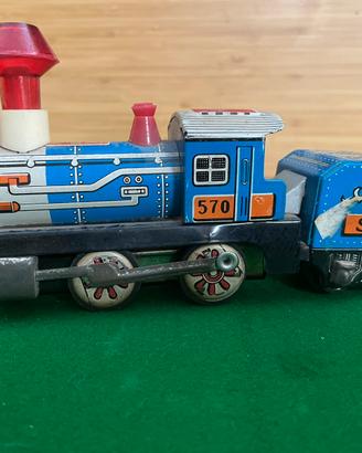 Modellino locomotiva in latta anni 70
