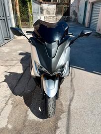 T-max 530 sx sport
