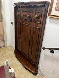 Appendiabiti da parere classico in legno scuro