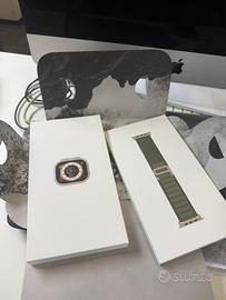 Apple Watch Ultra, prima serie promo oggi