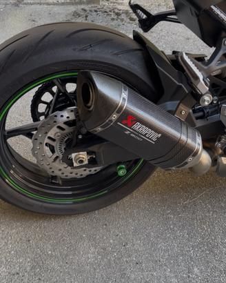 Scarico akrapovic