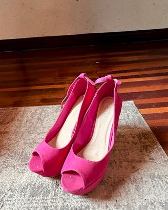 Décolleté con zeppa color fucsia – Nuove