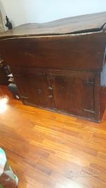 Madia del tardo 600 in arte povera