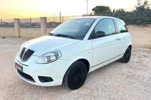 Lancia Ypsilon 1.2 69 CV