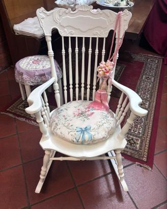 Shabby sedia a dondolo