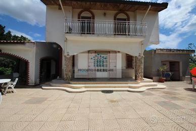 Villa di 6 locali a Siracusa