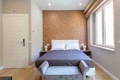 Napoli Centro: 4 Camere a Piazza Municipio