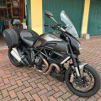 Ducati diavel strada