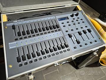 MIXER LUCI SHOWTEC SC-2412+FLIGHT CASE LUCI LED PA