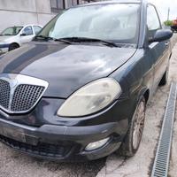 Lancia Ypsilon anno 2004 ricambi usati