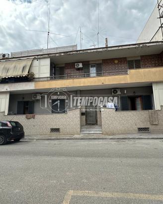 Terratetto composto da quattro unità abitative dot