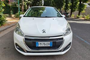 Peugeot 208 BlueHDi 75 5 porte Allure - GARANZIA -