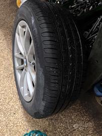 Cerchi BMW 16+gomme pirelli come nuova