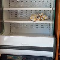 frigorifero,lavello,cappa ecc.