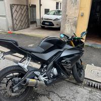 YAMAHA YZF-R125
