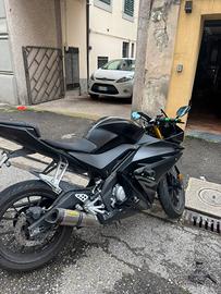 YAMAHA YZF-R125