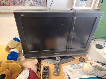 TV televisore Panasonic viera 26 pollici