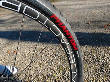 ruote racefactory 31.4 e 28.4