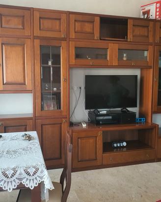 cucina, sala e tavolo, divano letto