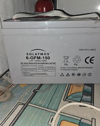 batterie 150 ah a gel piu regolatore di carica 30