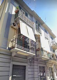 2 LOCALI A BARI