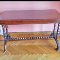 Tavolo stile inglese