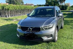 Volvo XC40 CAMBIO AUTOMATICO