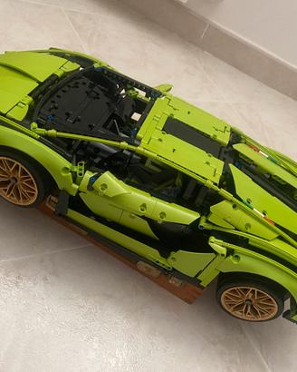 Lego technic 42115 - Lamborghini Sian