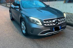 Mercedes GLA 200 X156