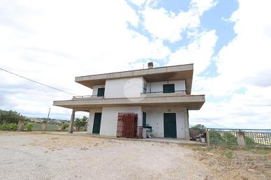 CASA INDIPENDENTE A MOSCIANO SANT'ANGELO