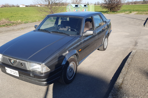 Alfa romeo 75 2.0 tspark