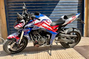 Honda hornet 1000